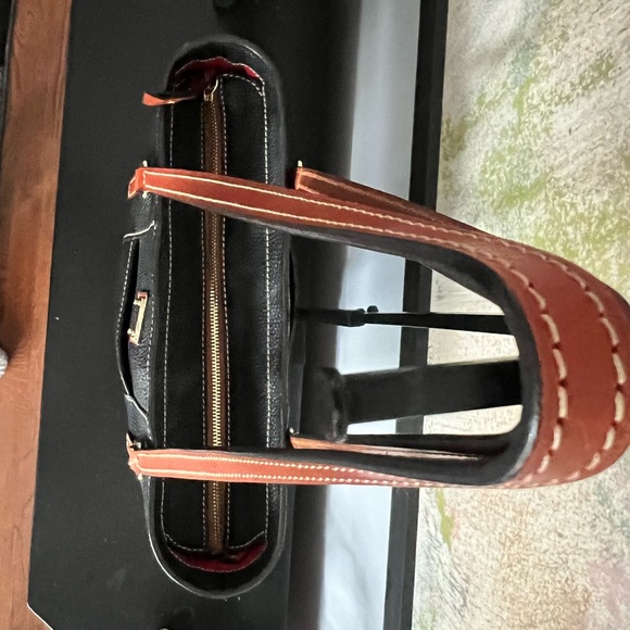 Dooney & Bourke Large Black Leather Tote Bag with Brown Straps - Picture 4 of 9